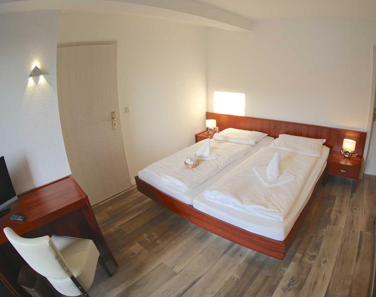 Parkhotel Am Schloss Machern Εξωτερικό φωτογραφία